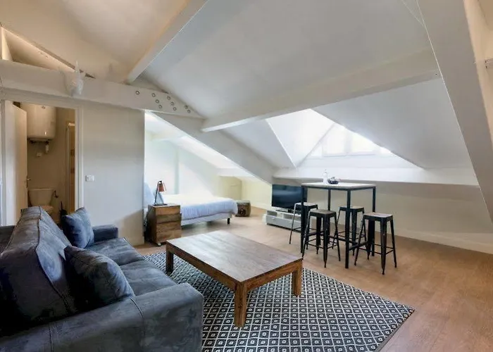 Florella Jean Jaures