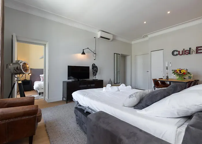 Florella Jean Jaures Cannes