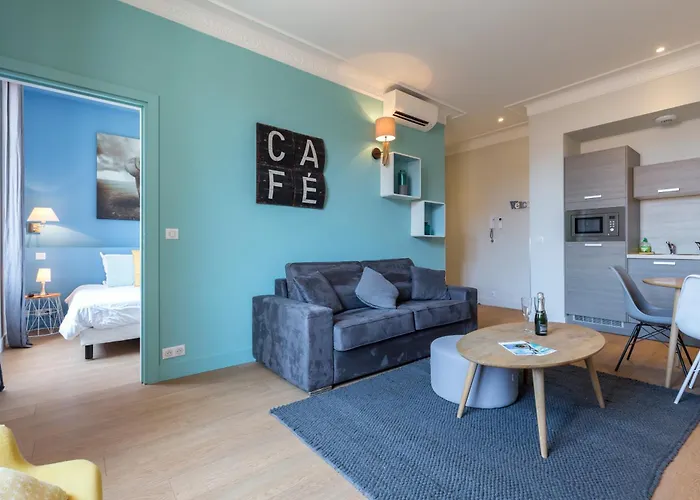 Florella Jean Jaures Cannes