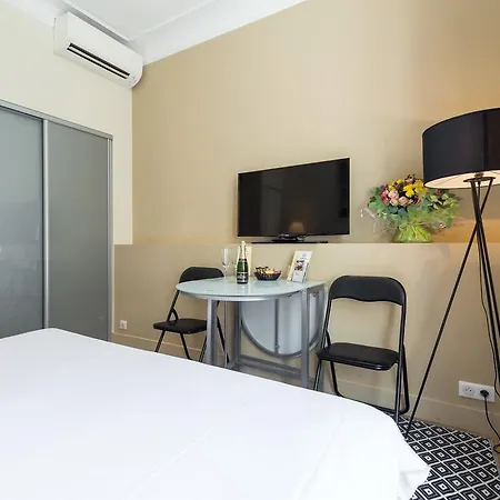 Florella Jean Jaures Apartment