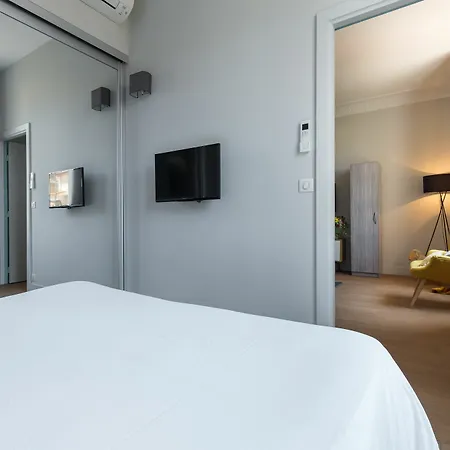 Florella Jean Jaures Apartment